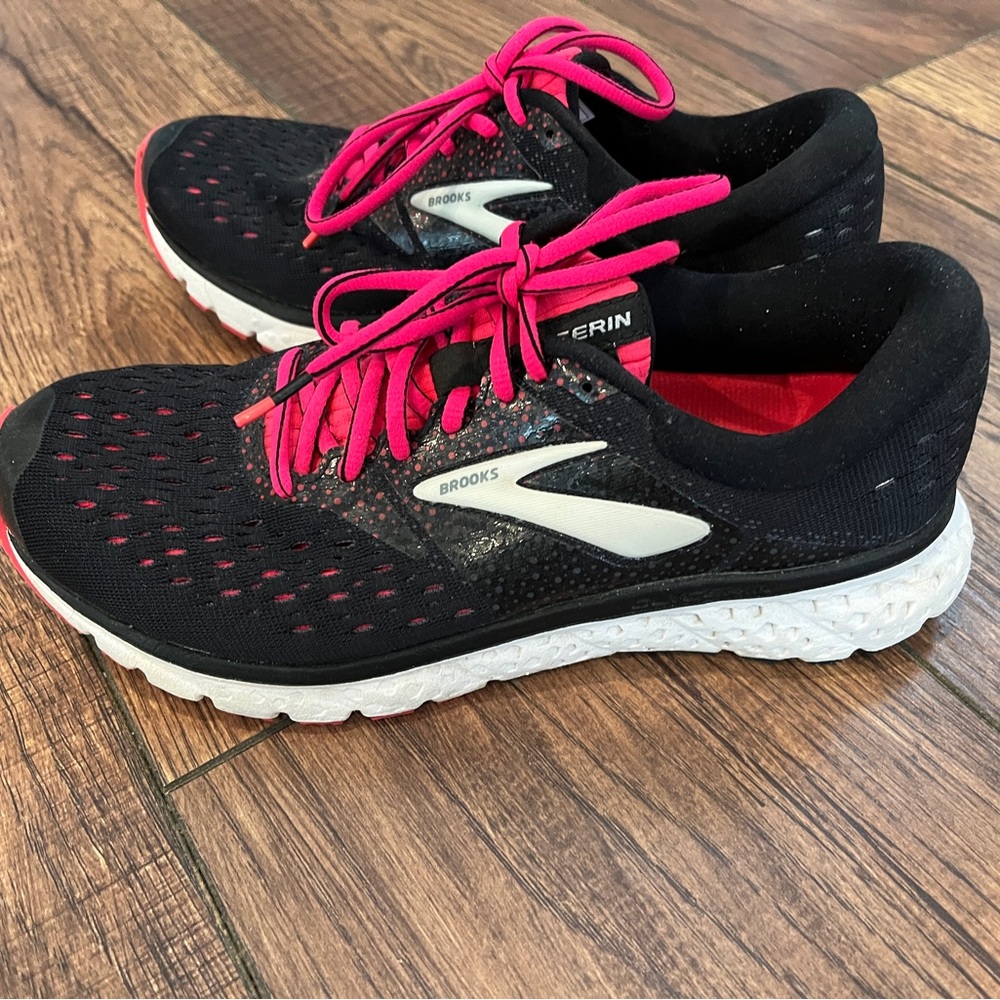 Brooks Glycerin 16 Black/Pink Running Shoes
